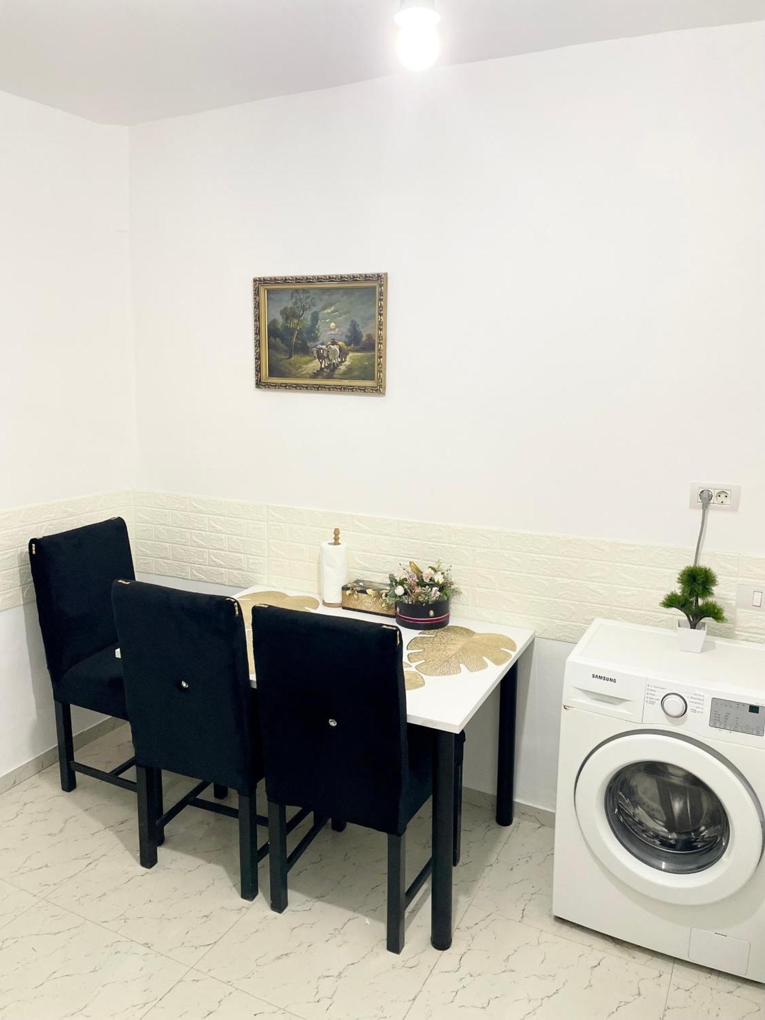 Vila Cris Apartments Неводарі Екстер'єр фото
